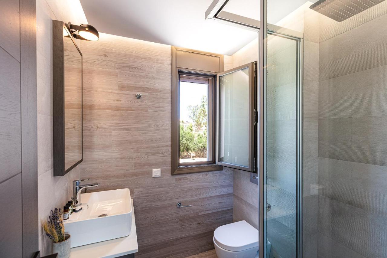 Lagoon Seaside Villa, Sumptuous Retreat,By Thinkvilla Pánormos Zewnętrze zdjęcie