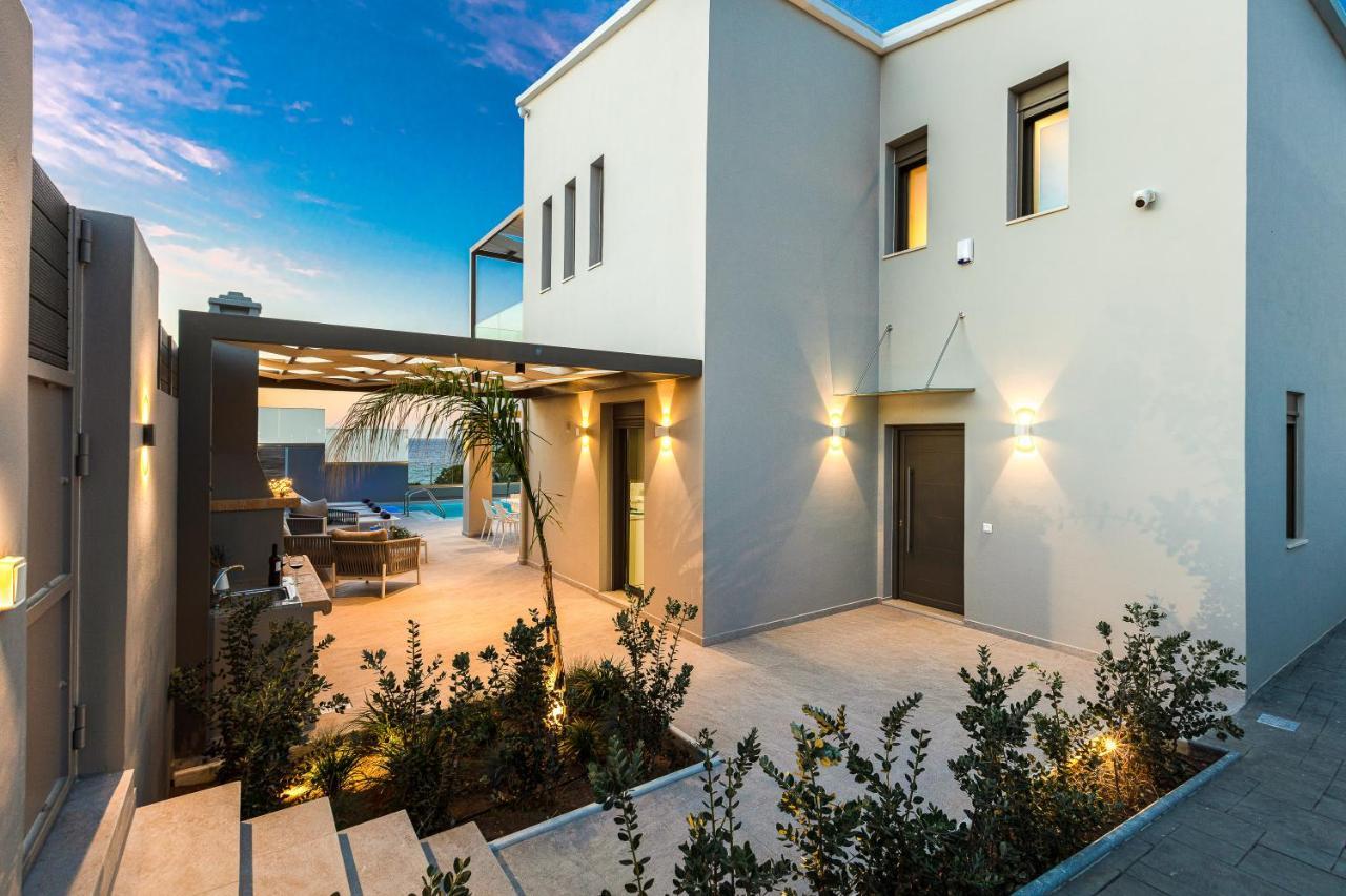 Lagoon Seaside Villa, Sumptuous Retreat,By Thinkvilla Pánormos Zewnętrze zdjęcie