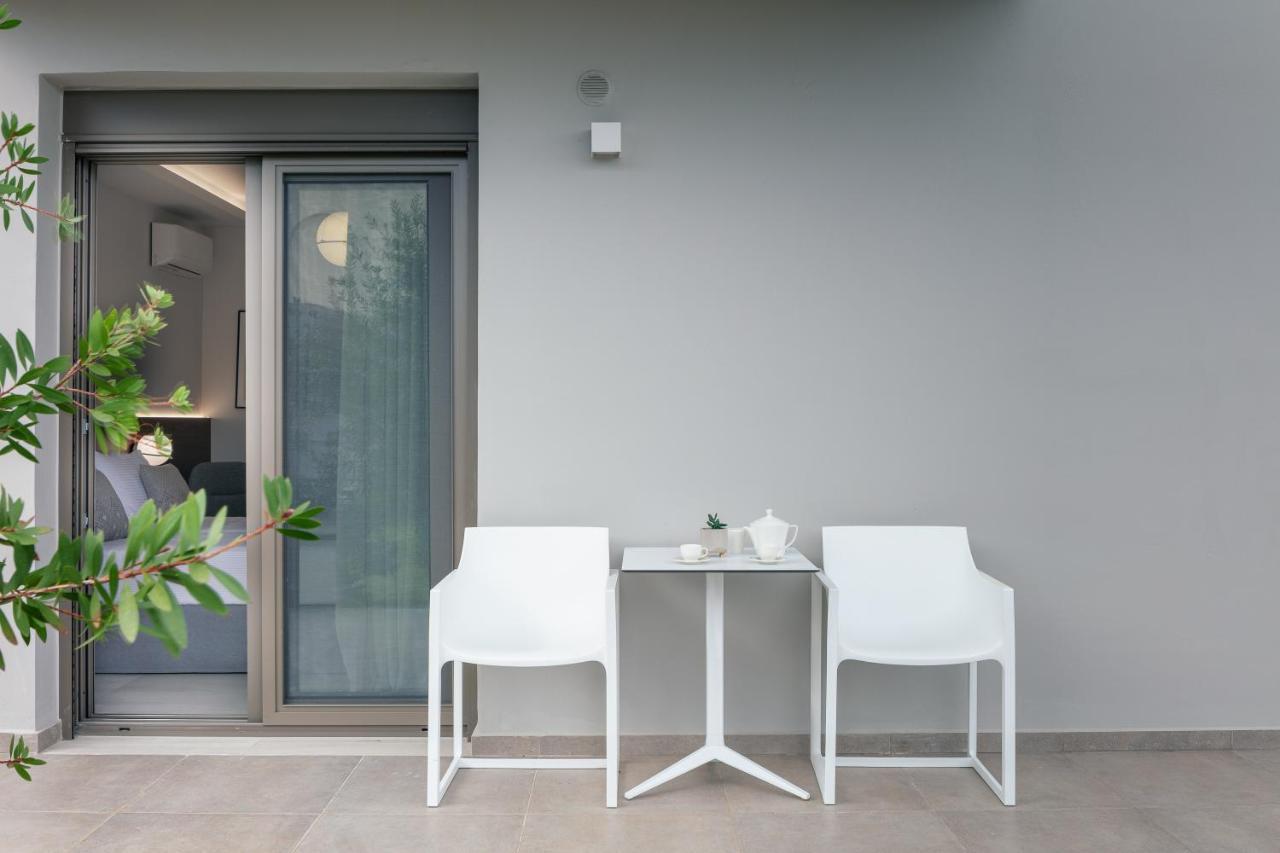 Lagoon Seaside Villa, Sumptuous Retreat,By Thinkvilla Pánormos Zewnętrze zdjęcie